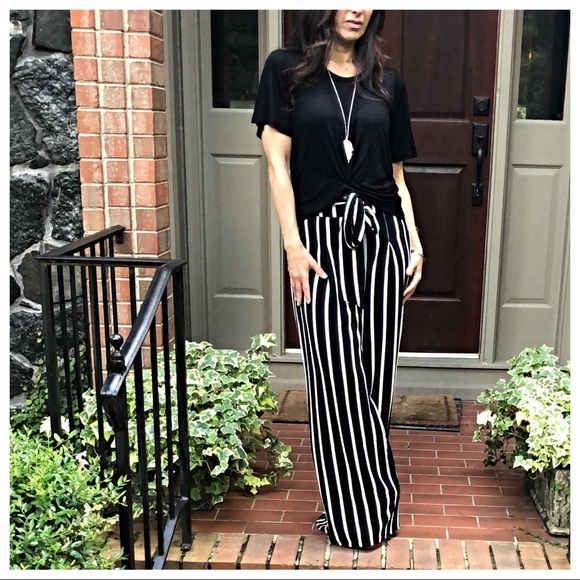 ✨LAST ONE✨Black /white stripe tie waist wide pants - Picture 4 of 8